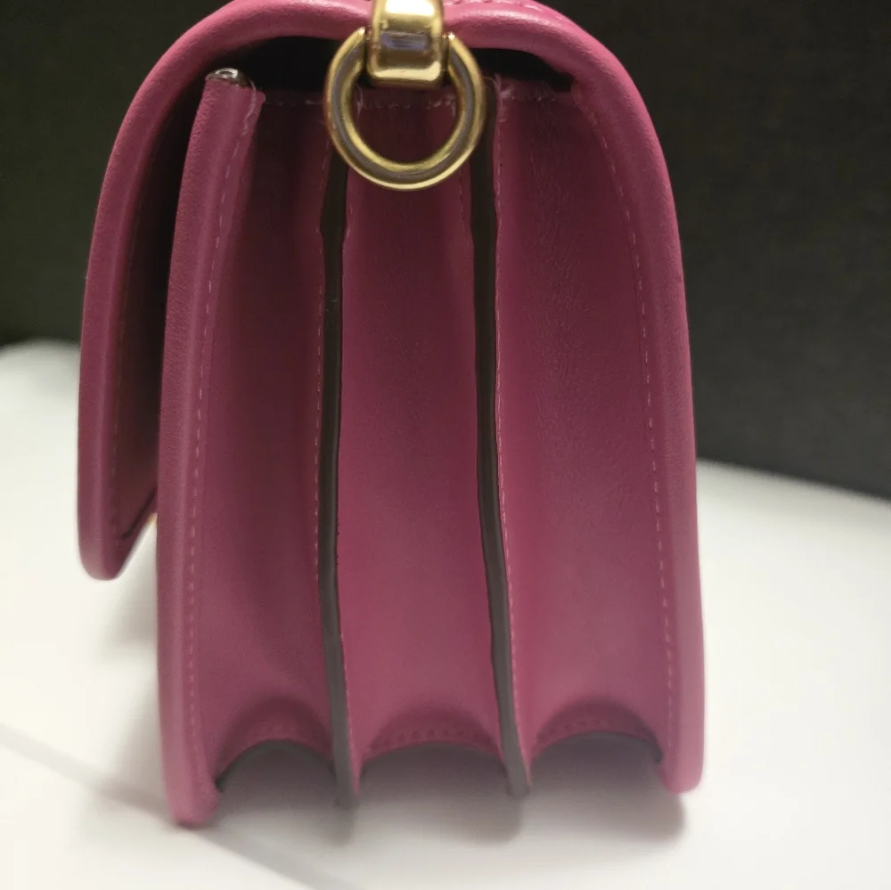Coach Hero Bag - Picture 7 of 16